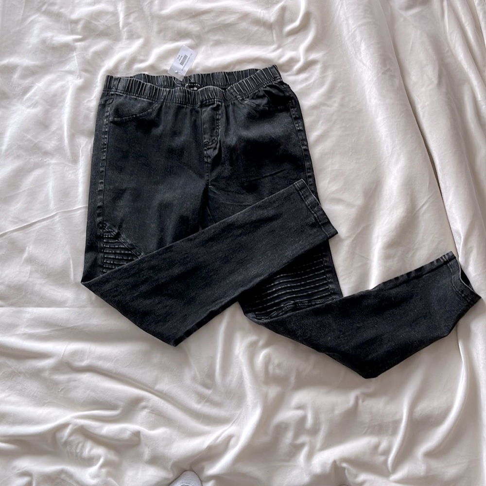 Charcoal Biker Leggings.
